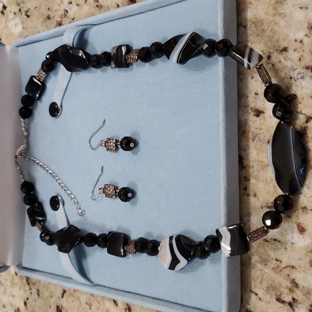 Glass Black, White & Silver Beaded Necklace & Earring Set